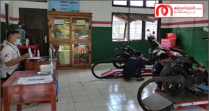 Mengenal Kompetensi Keahlian TBSM SMKN 2 Negara Mengenal Kompetensi Keahlian TBSM SMKN 2 Negara